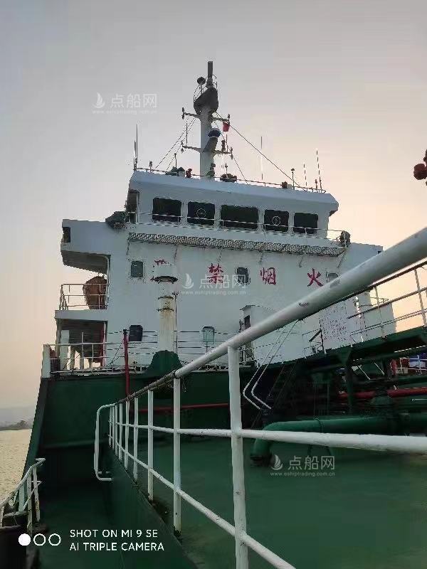 出售3188吨成品油船