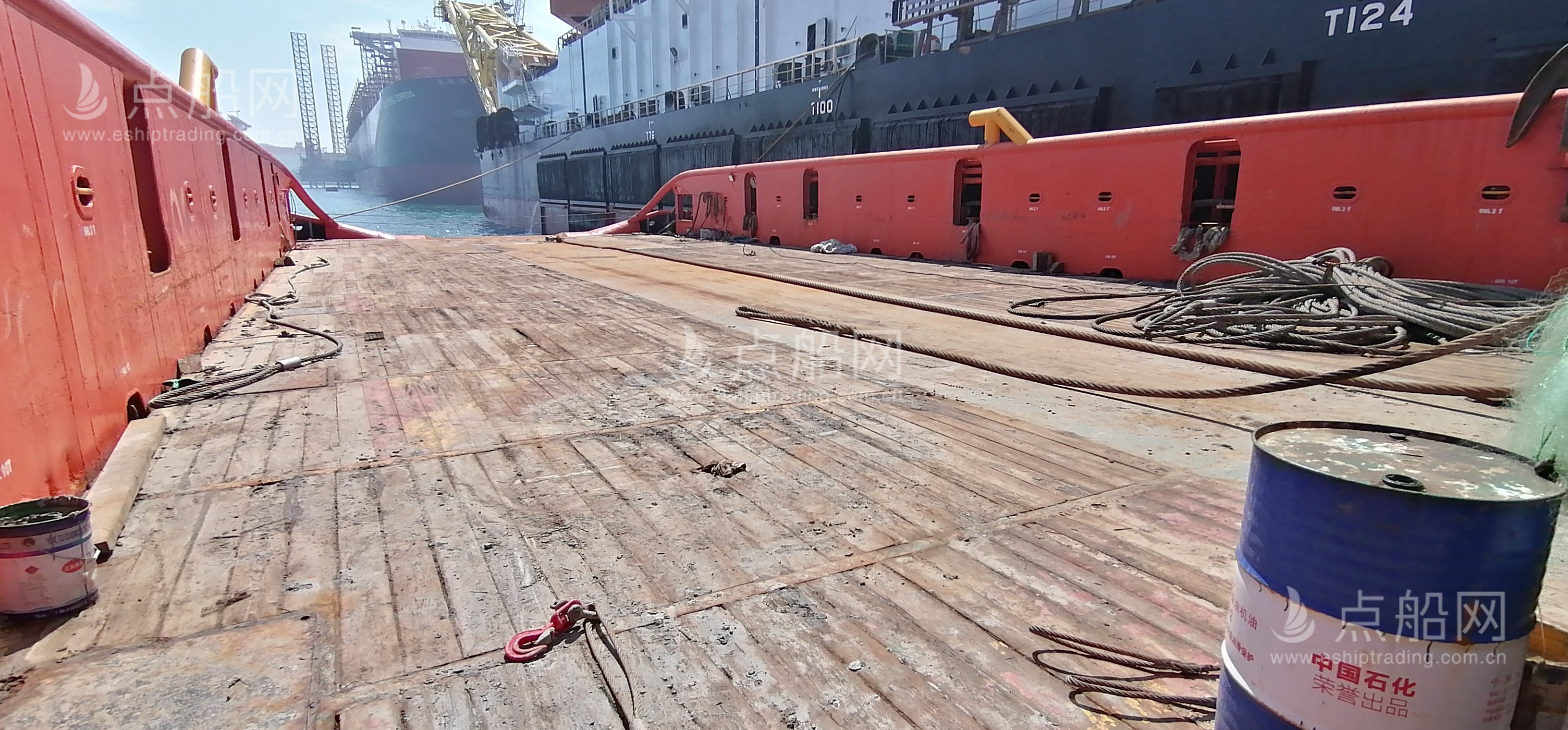 出售12240马力三用拖轮