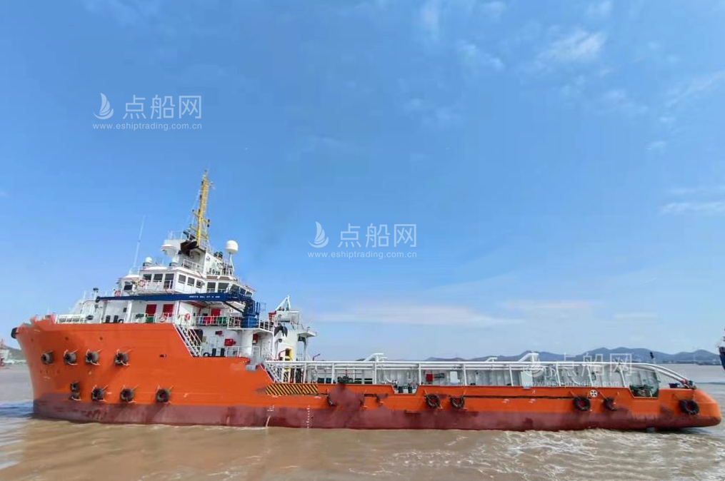 出售8000马力三用拖轮