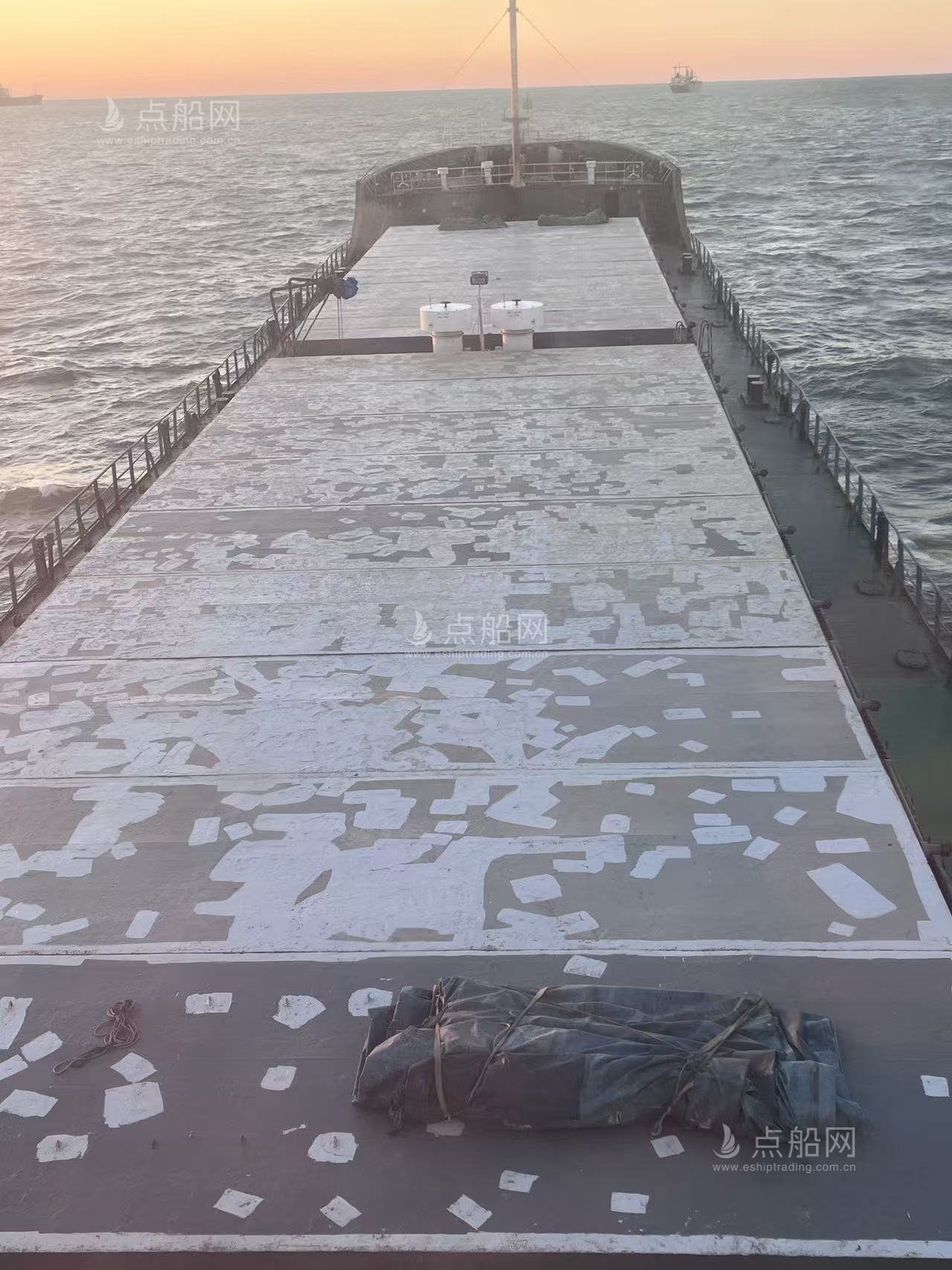 出售5237吨散货船