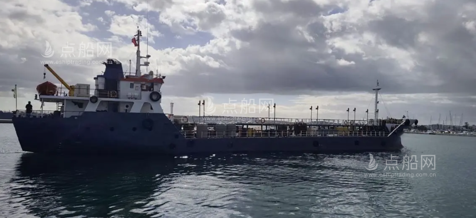 出售730吨成品油船