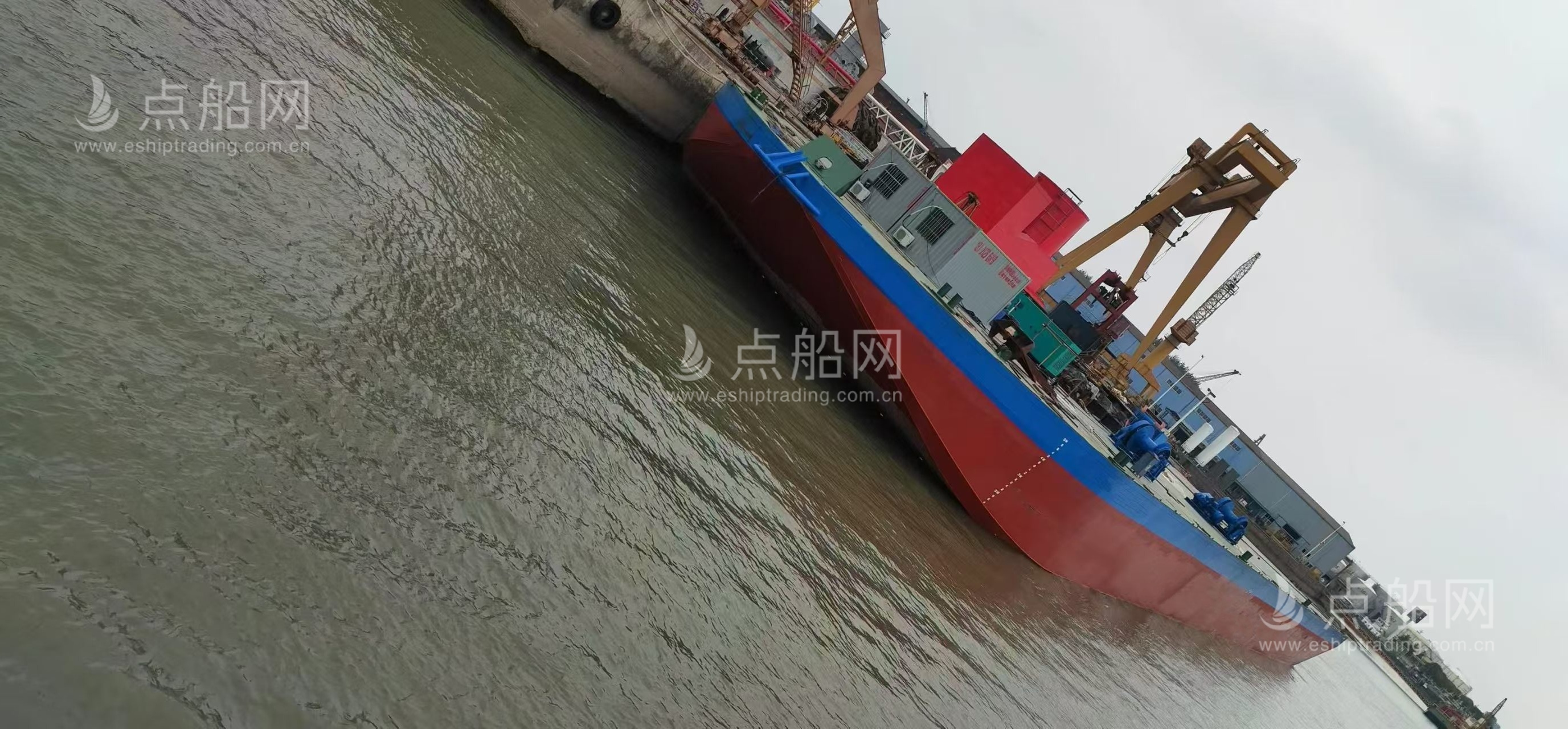 出售302尺无动力驳船