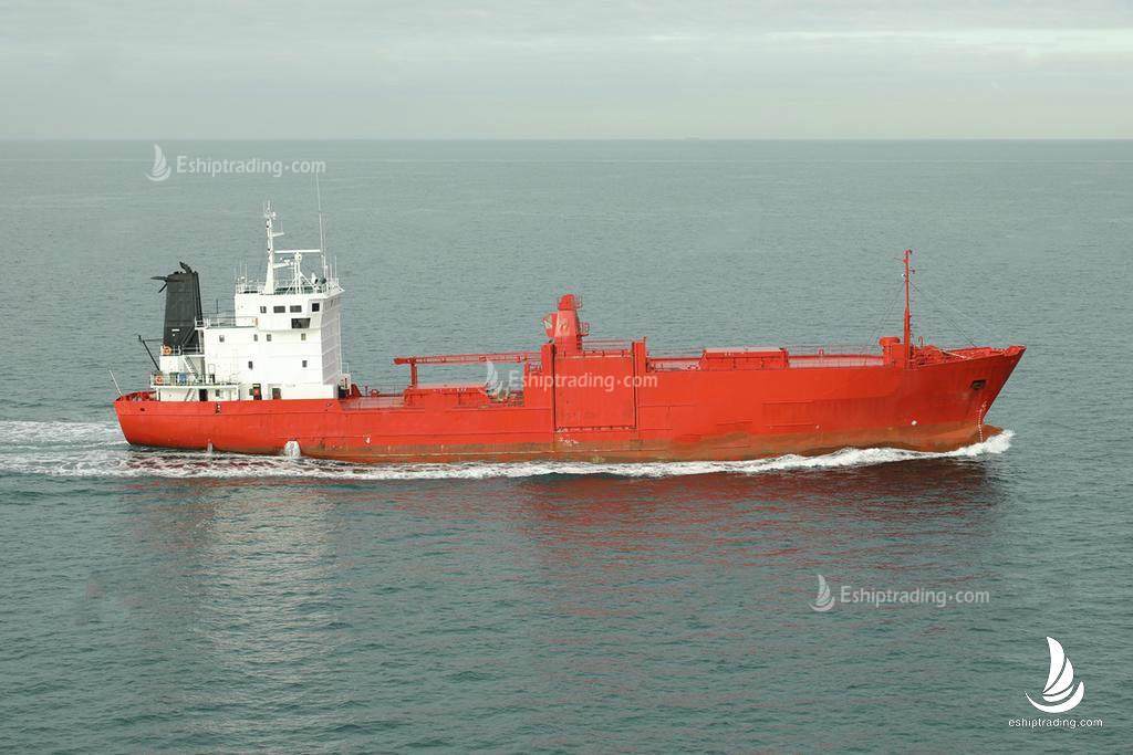 1627 T Reefer For Sale