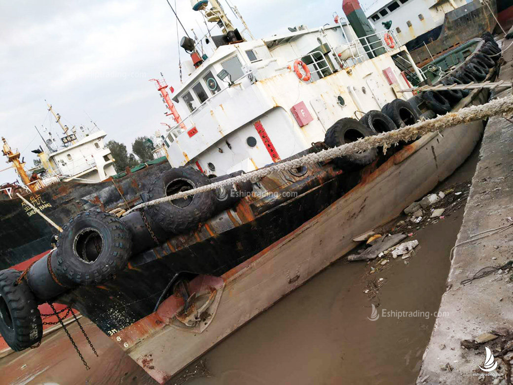 2646 KW Harbor Tug For Sale