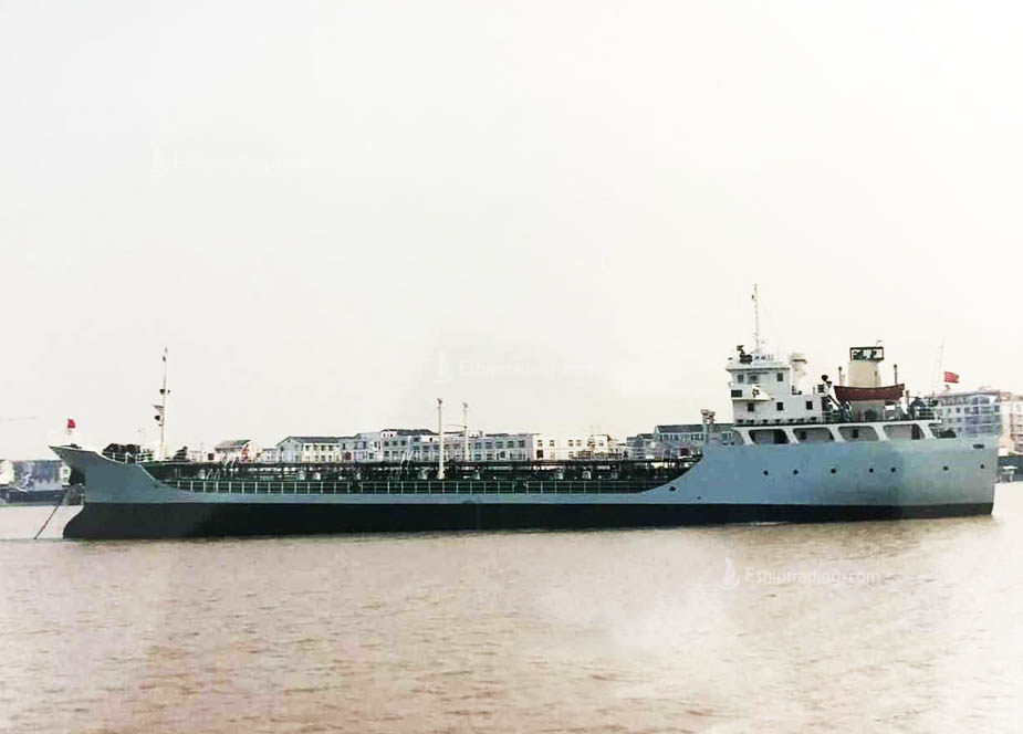 2432 T Product Oil Tanker For Sale