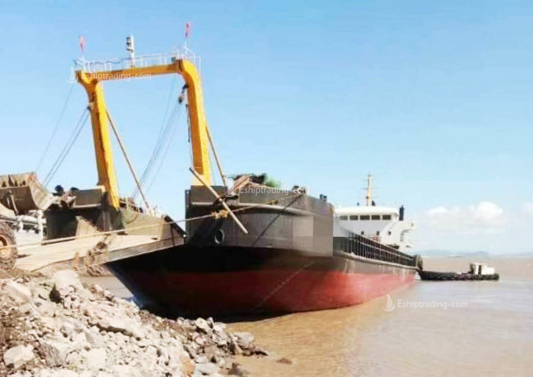 3000 T Deck Barge/LCT For Sale