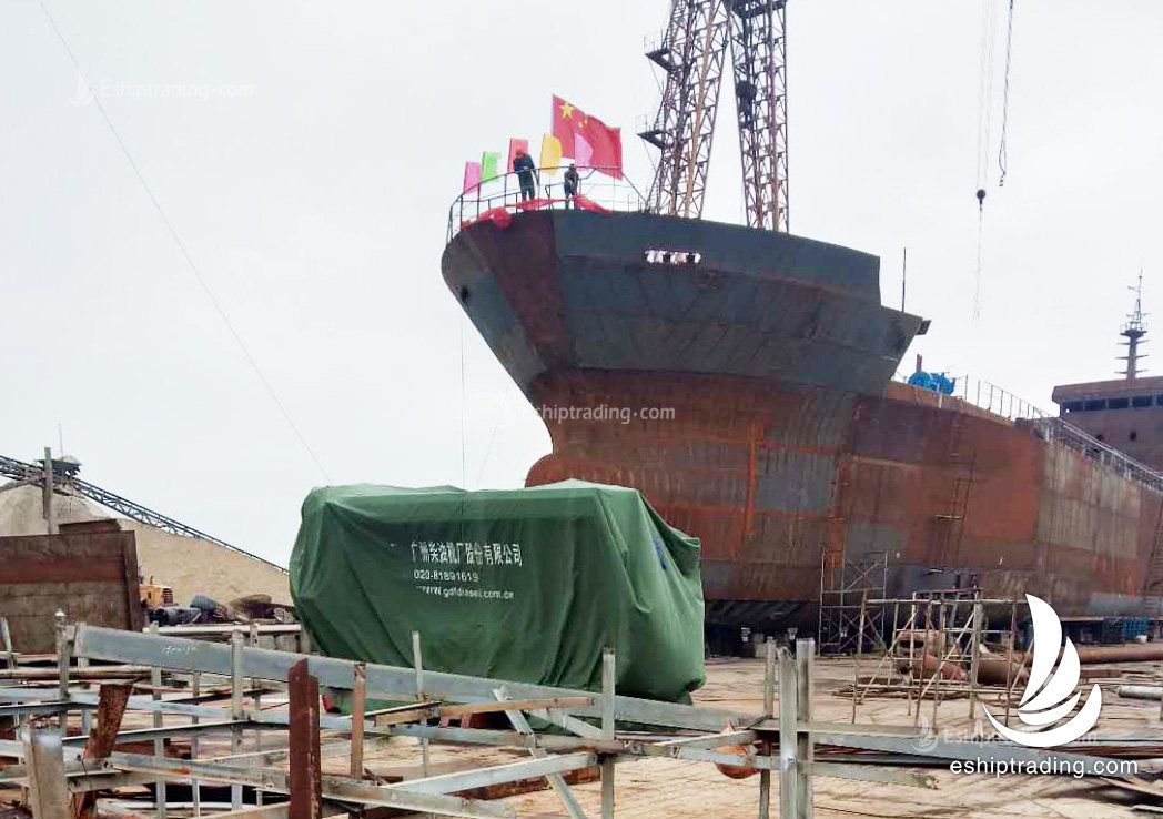 5000 T Product Oil Tanker For Sale