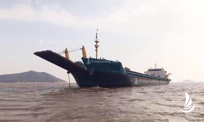 4000 T Deck Barge/LCT For Sale