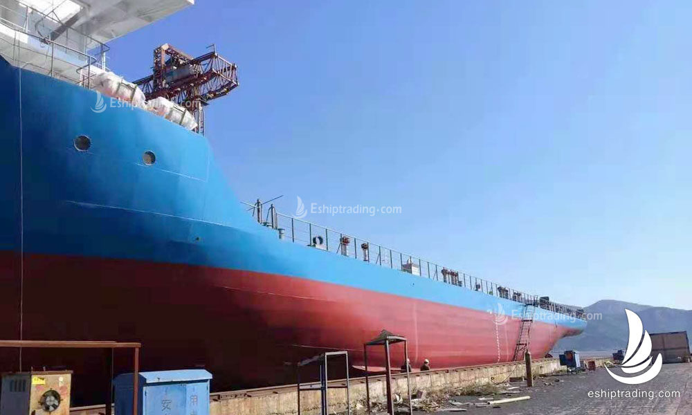 3395 T Hold Barge For Sale