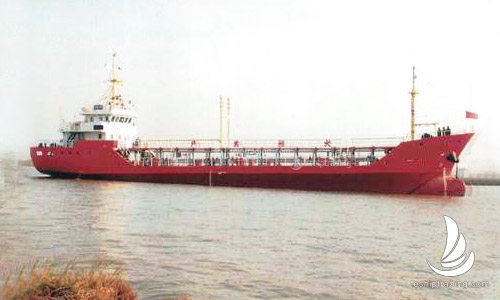853 T Product Oil Tanker For Sale