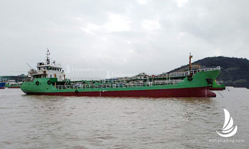 960 T Product Oil Tanker For Sale