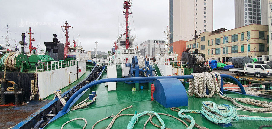 3600 PS Harbor Tug For Sale
