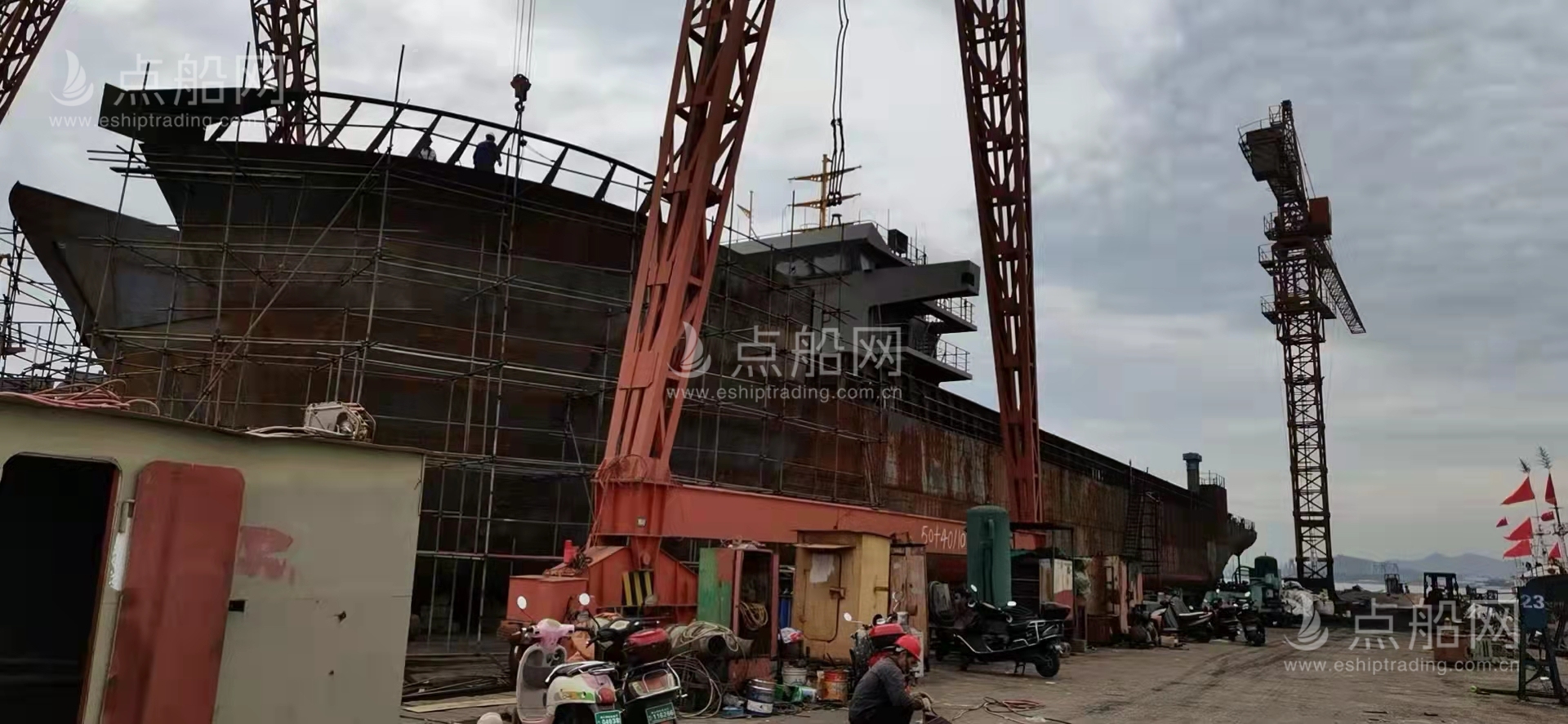 出售6750吨甲板货驳