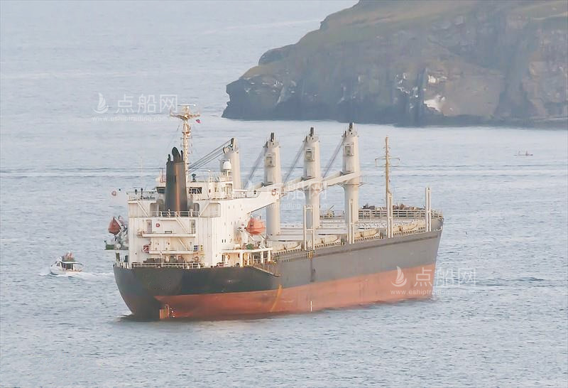 出售28678吨运木船