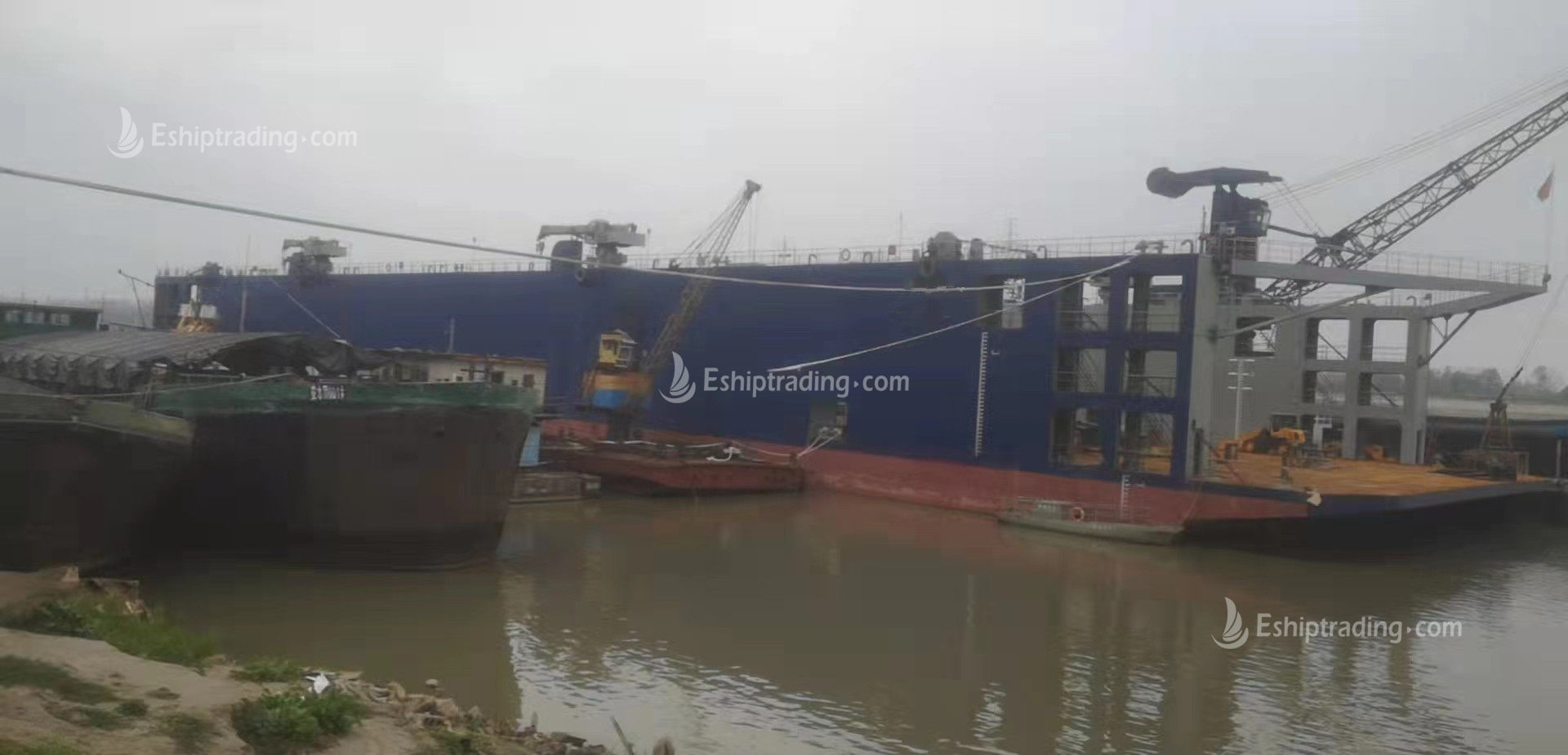 5000 T Floating Dock  For Sale