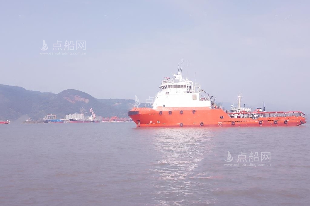 出售7752马力三用拖轮