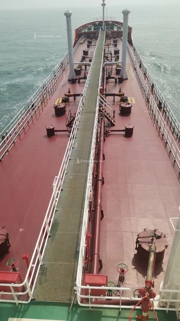 6613 T Product Oil Tanker For Sale