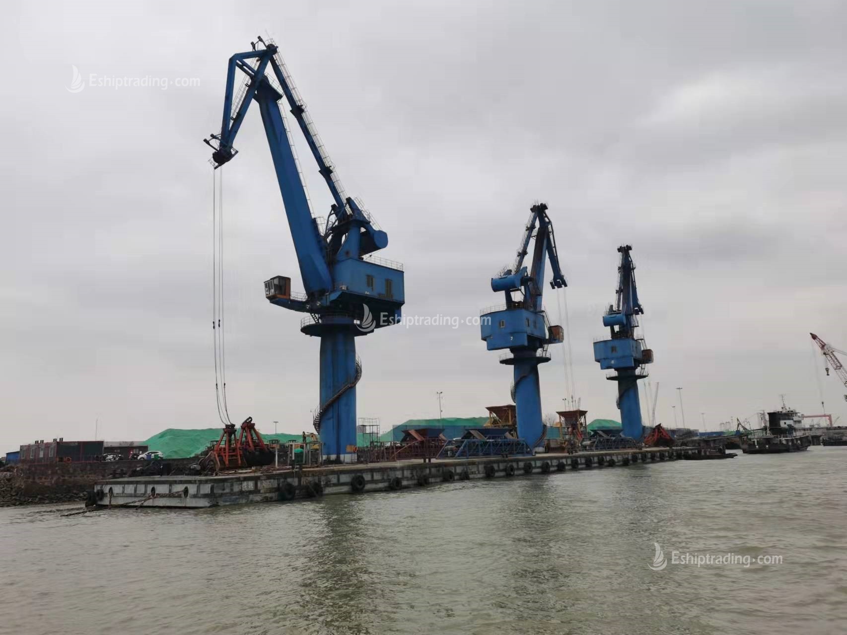 50 T Fully Revolving Floating Crane For Sale