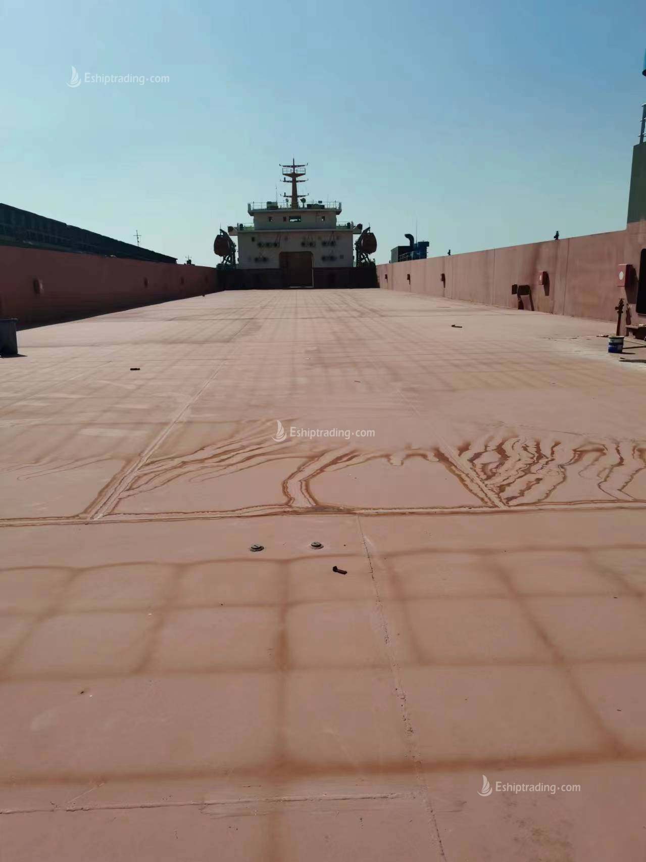 8000 T Deck Barge /LCT For Sale