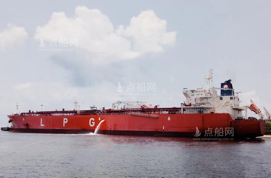 出售82000m³液化石油气船