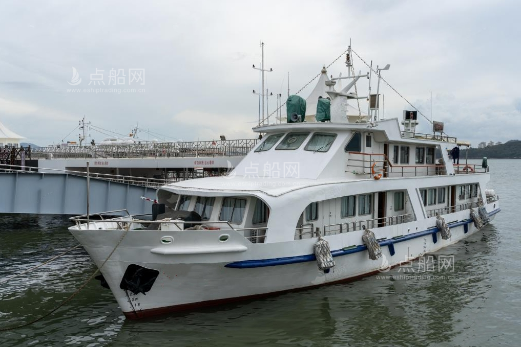 出售73人普通客船