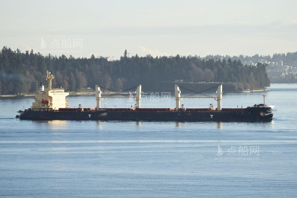 出售56700吨散货船