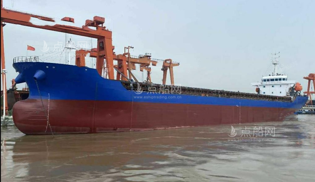 出售11060吨散货船