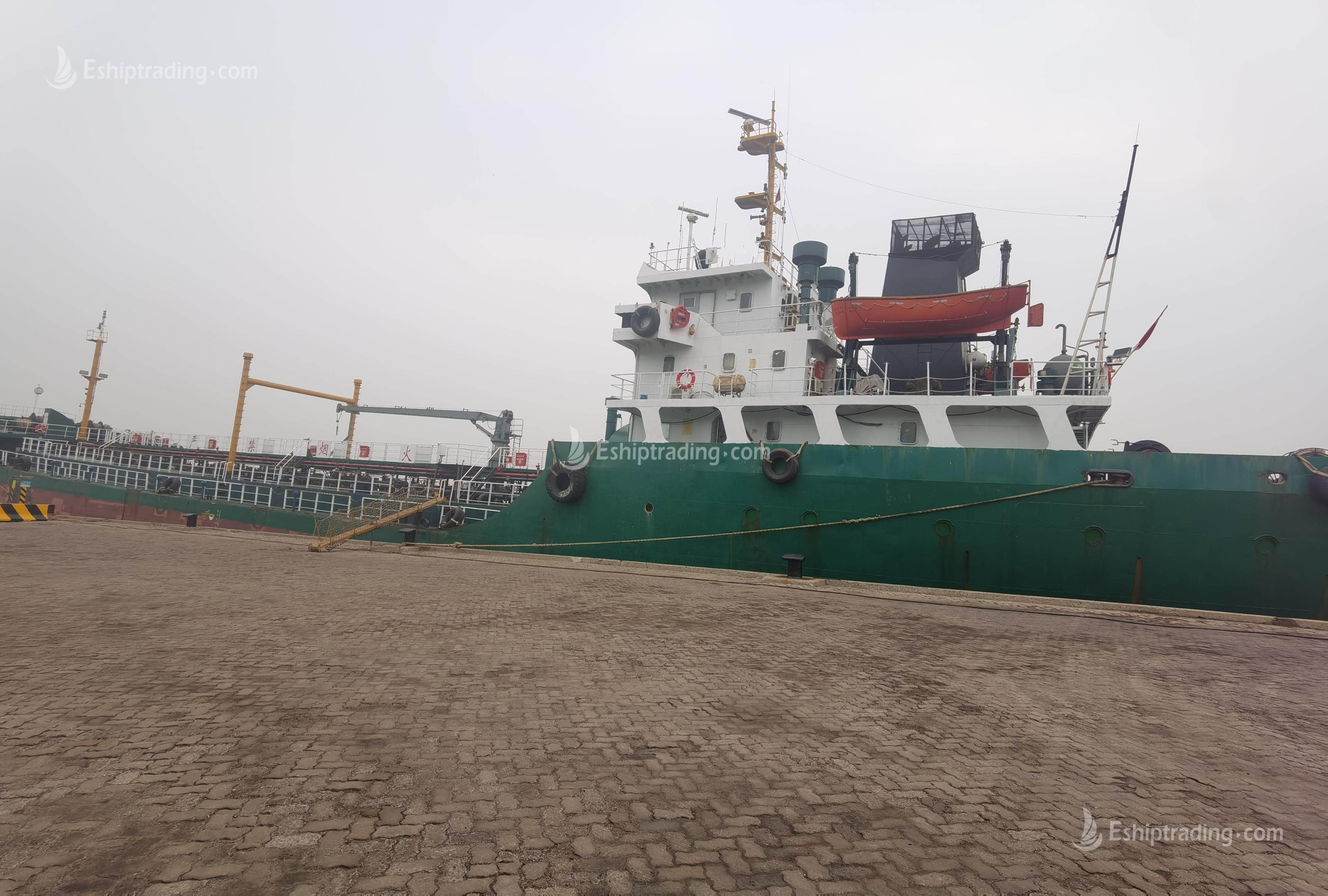 3150 T Product Oil Tanker For Sale