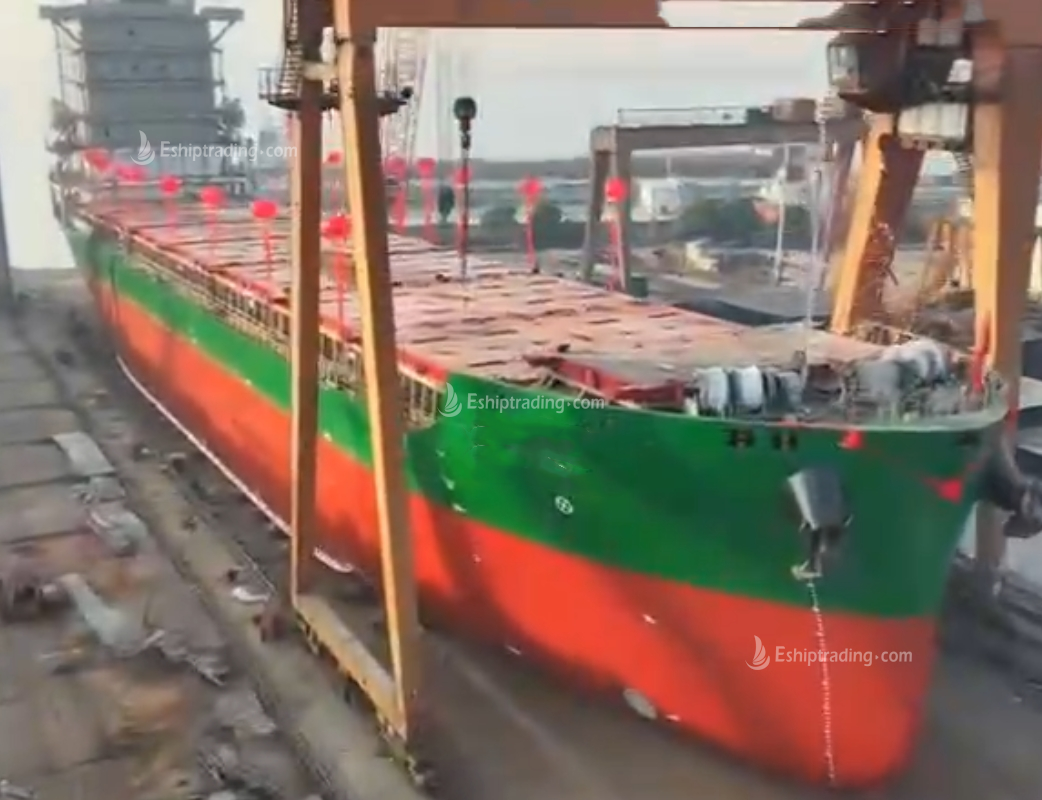 1075 TEU Container Ship For Sale