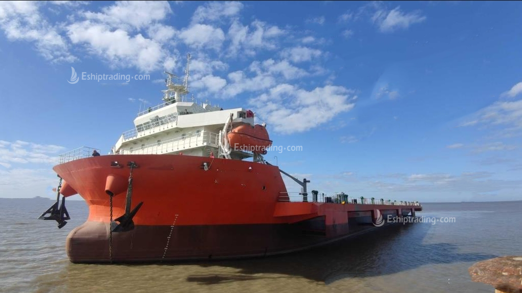 10160 T Deck Barge /LCT For Sale