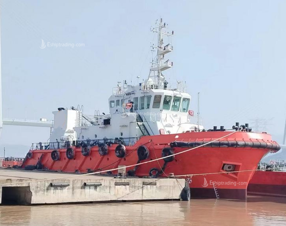 4400 PS Ocean-going Tug For Sale