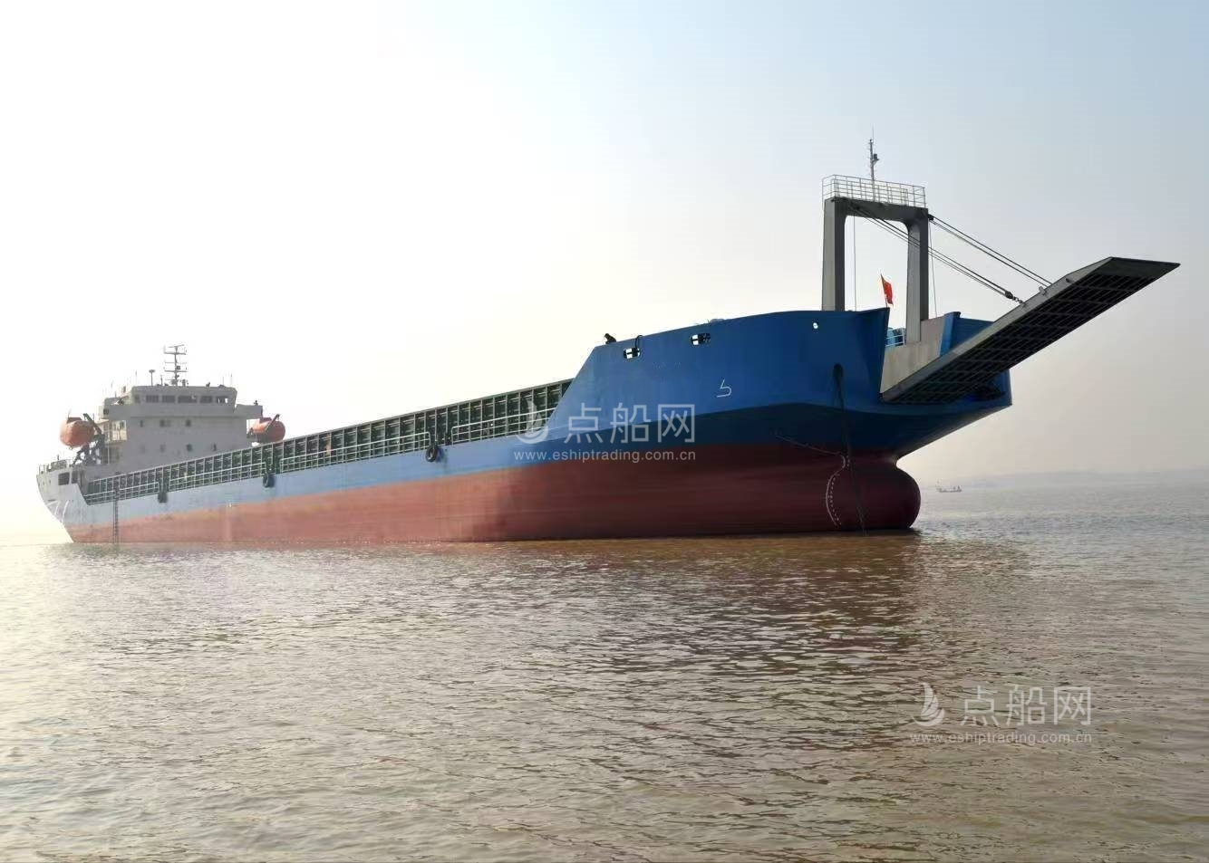 出售6000吨甲板货驳