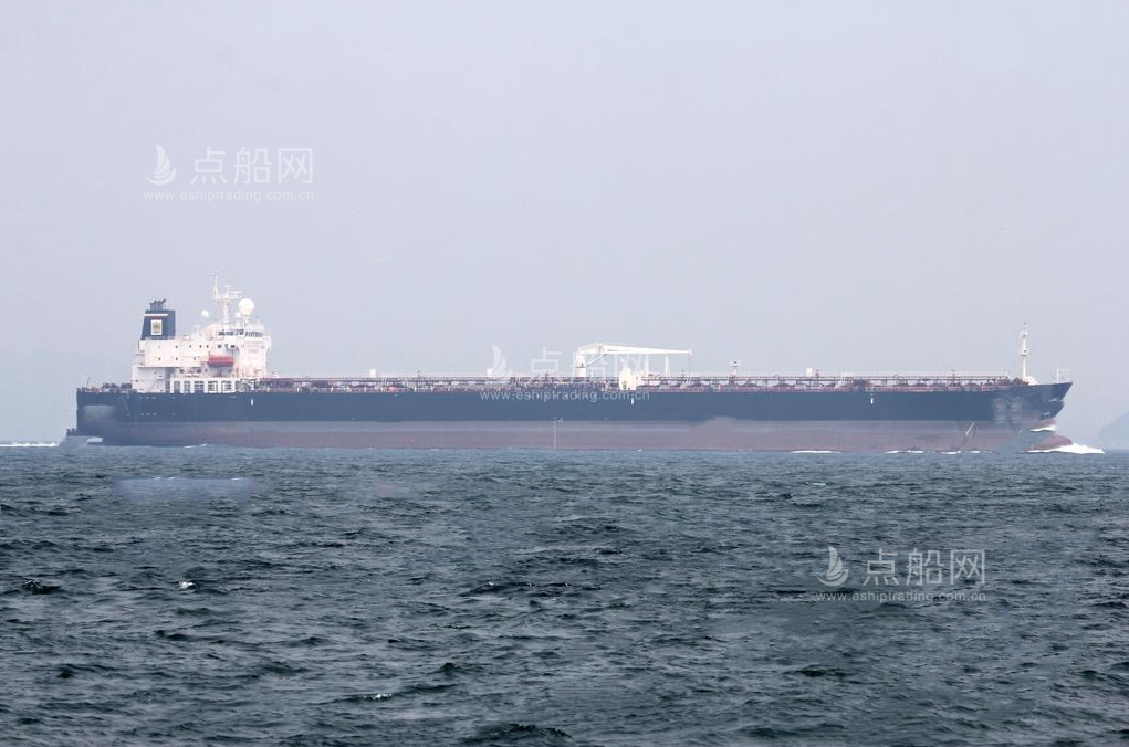 出售75000吨原油船