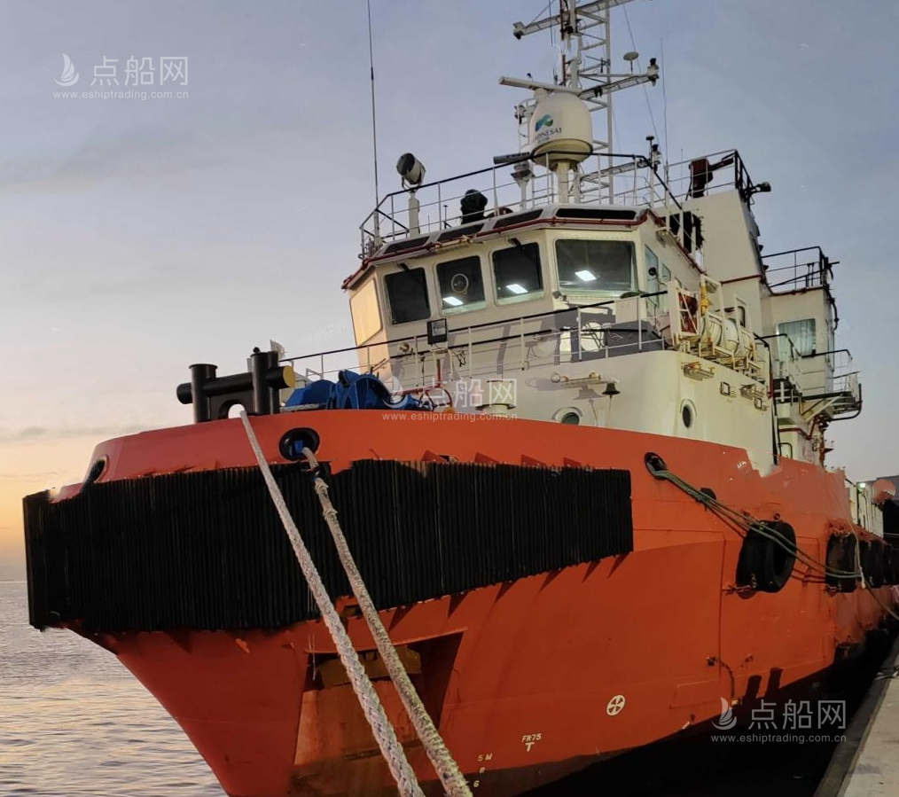 出售5222 马力三用拖轮