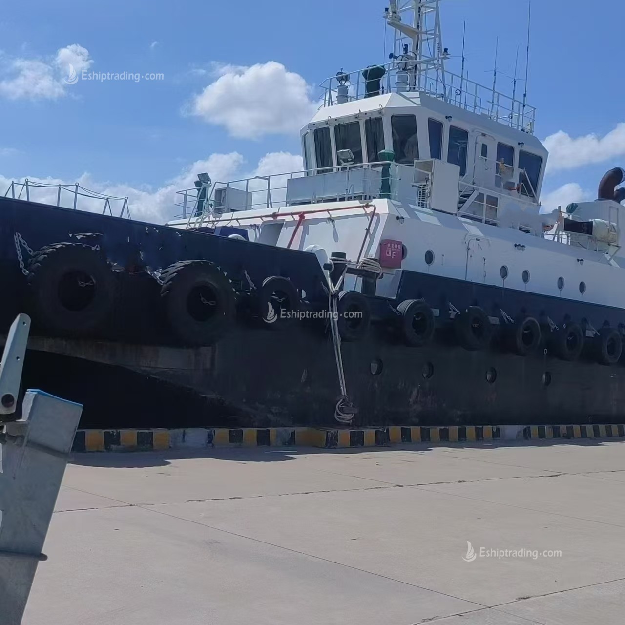 7200 PS Harbor Tug For Sale