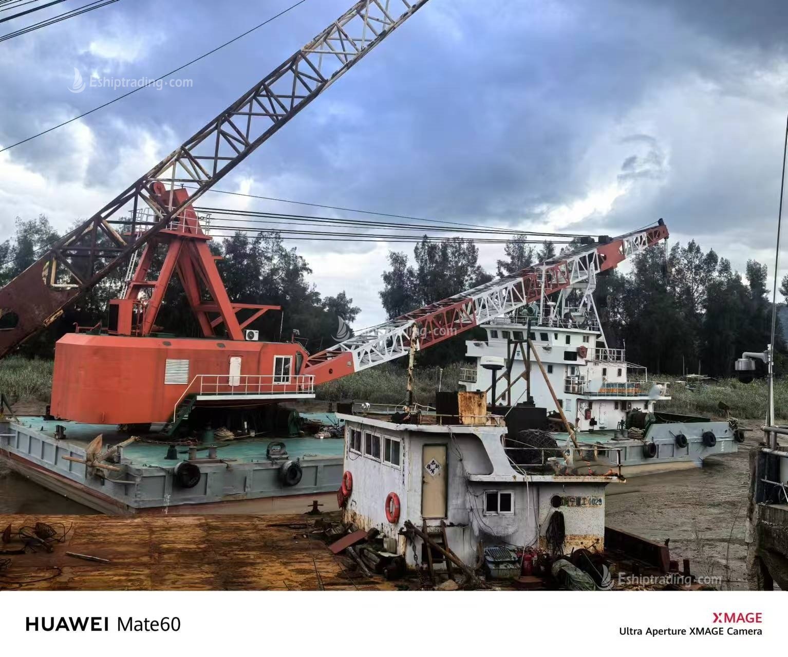 150 T Fully Revolving Floating Crane For Sale