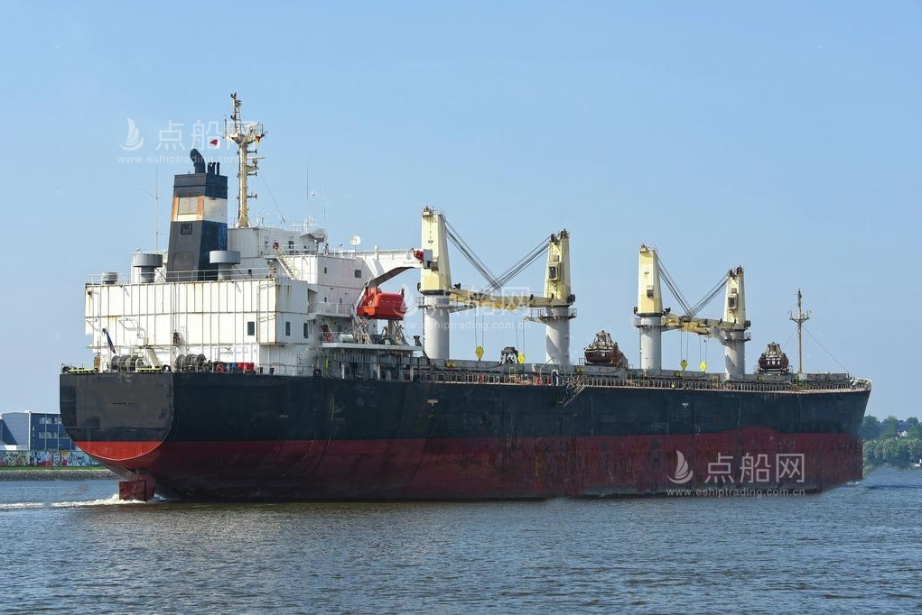 出售53000吨散货船