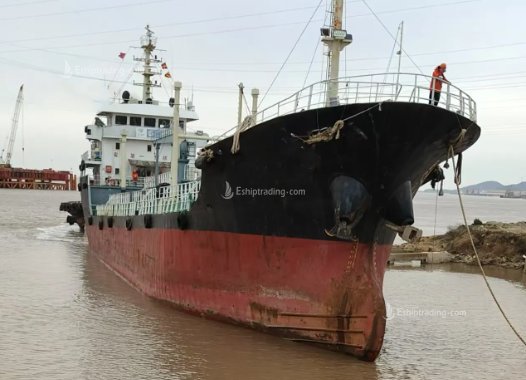 2329 T Product Oil Tanker For Sale