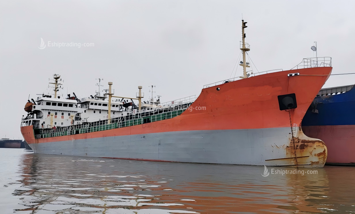 4497 T Product Oil Tanker For Sale