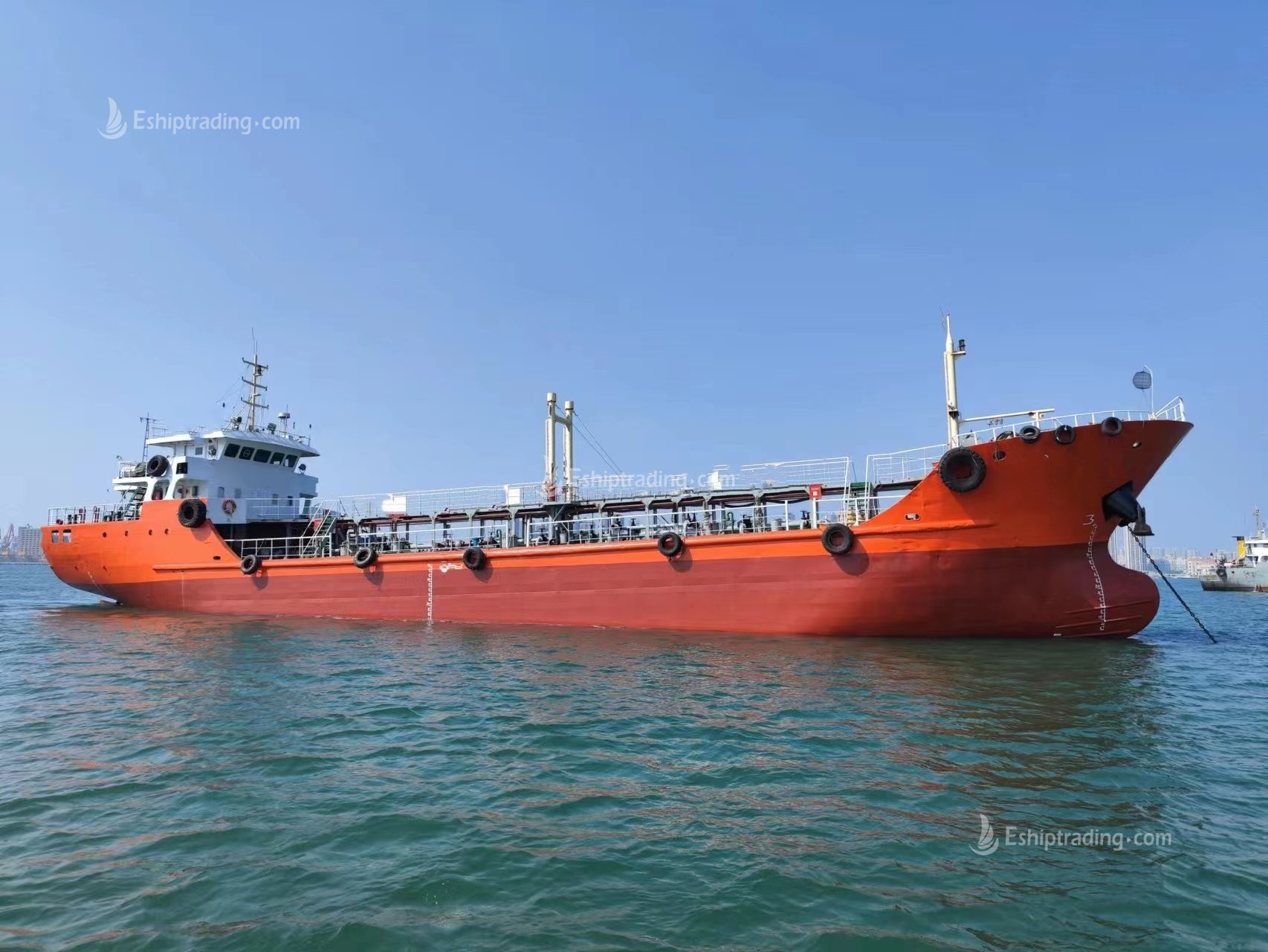 945 T Product Oil Tanker For Sale