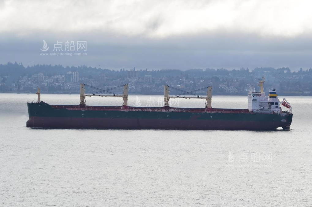 出售56730吨散货船