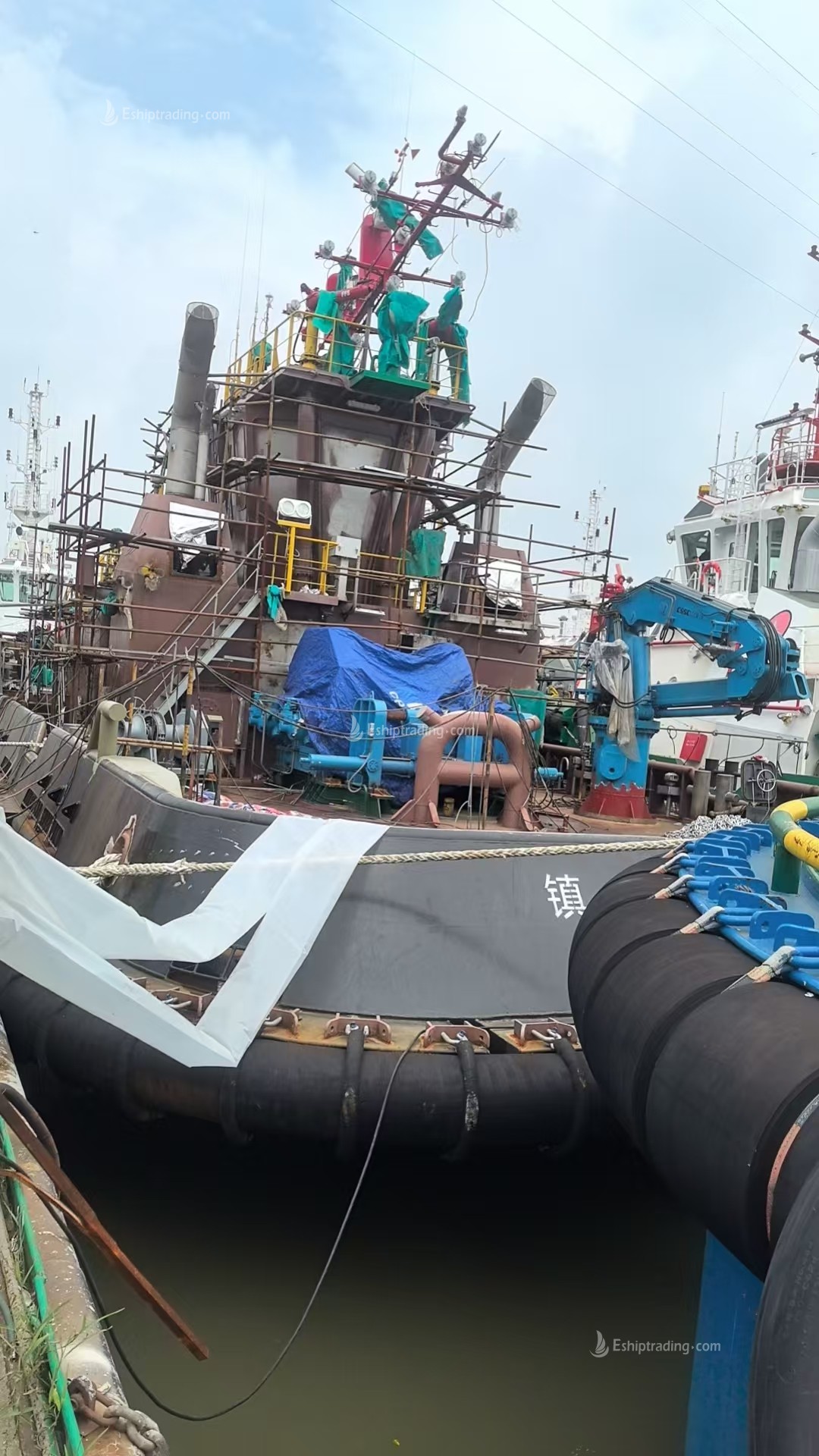 6000 PS Harbor Tug For Sale