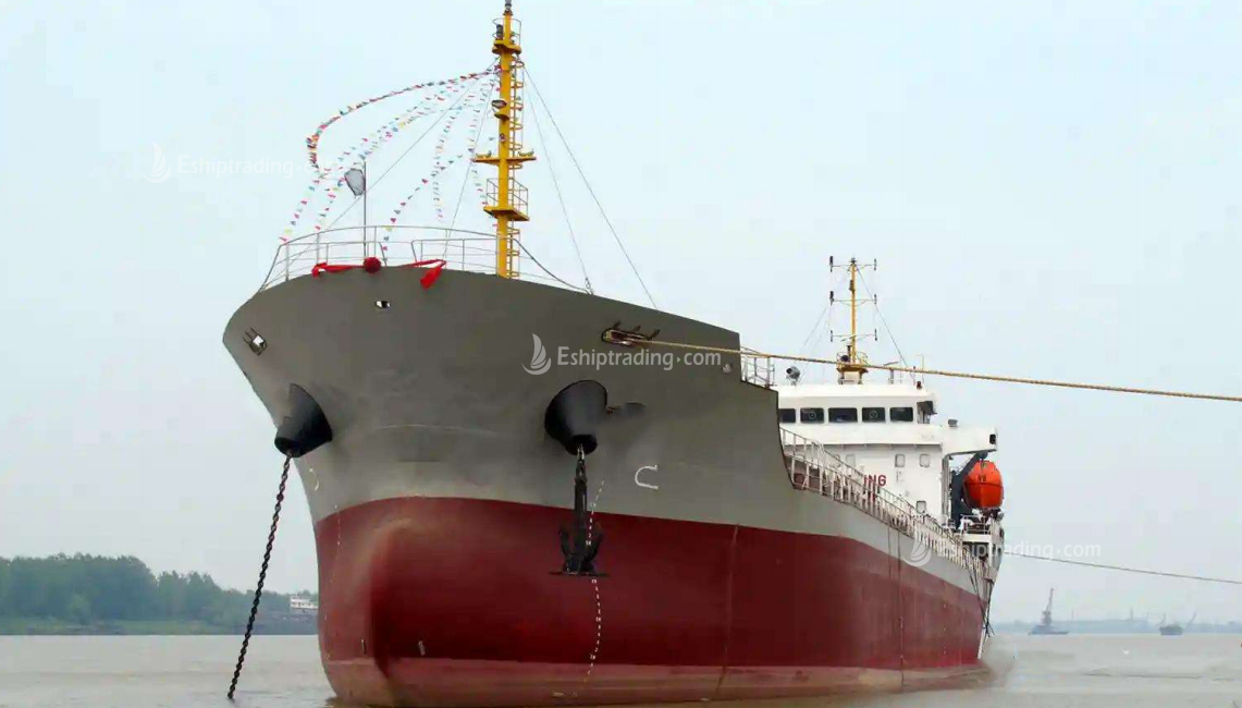 4315 T Product Oil Tanker For Sale
