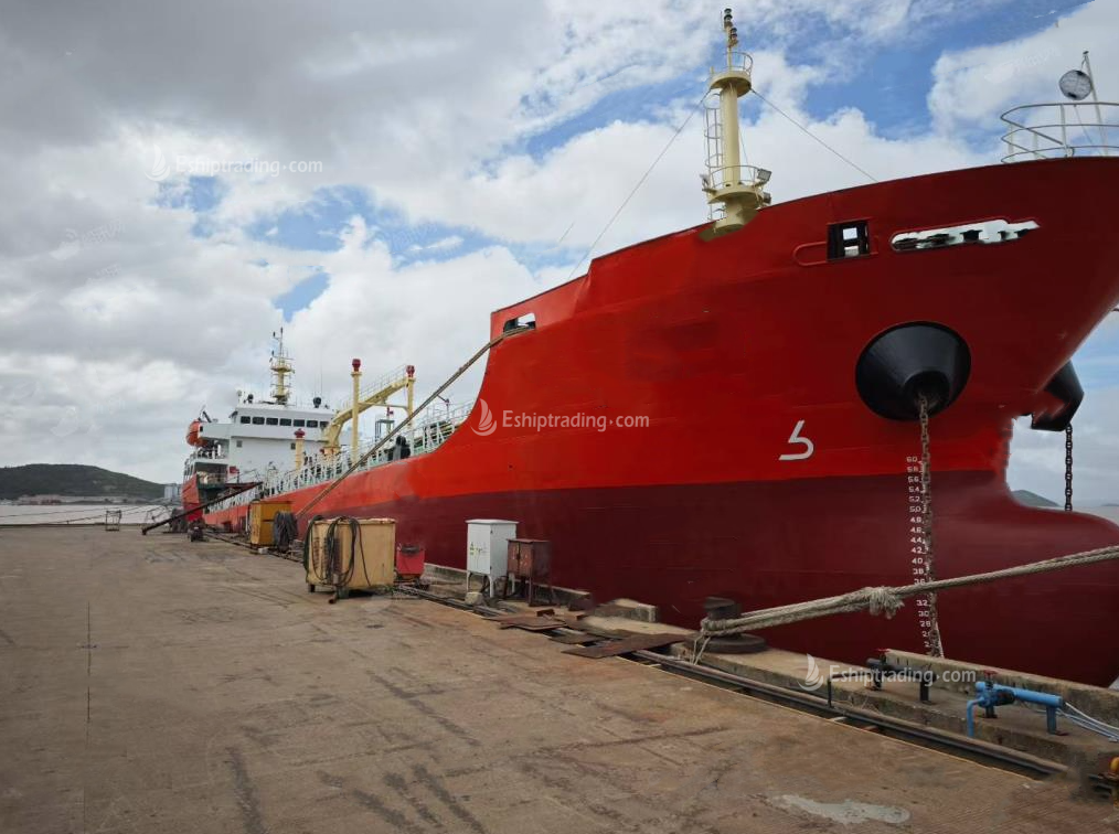 4642 T Product Oil Tanker For Sale
