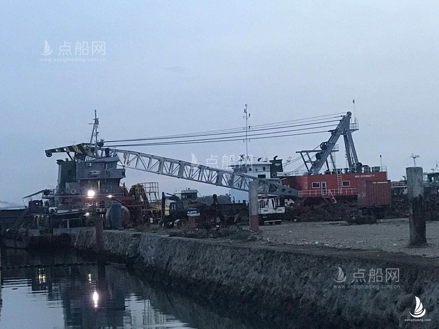 出售18m3抓斗挖泥船