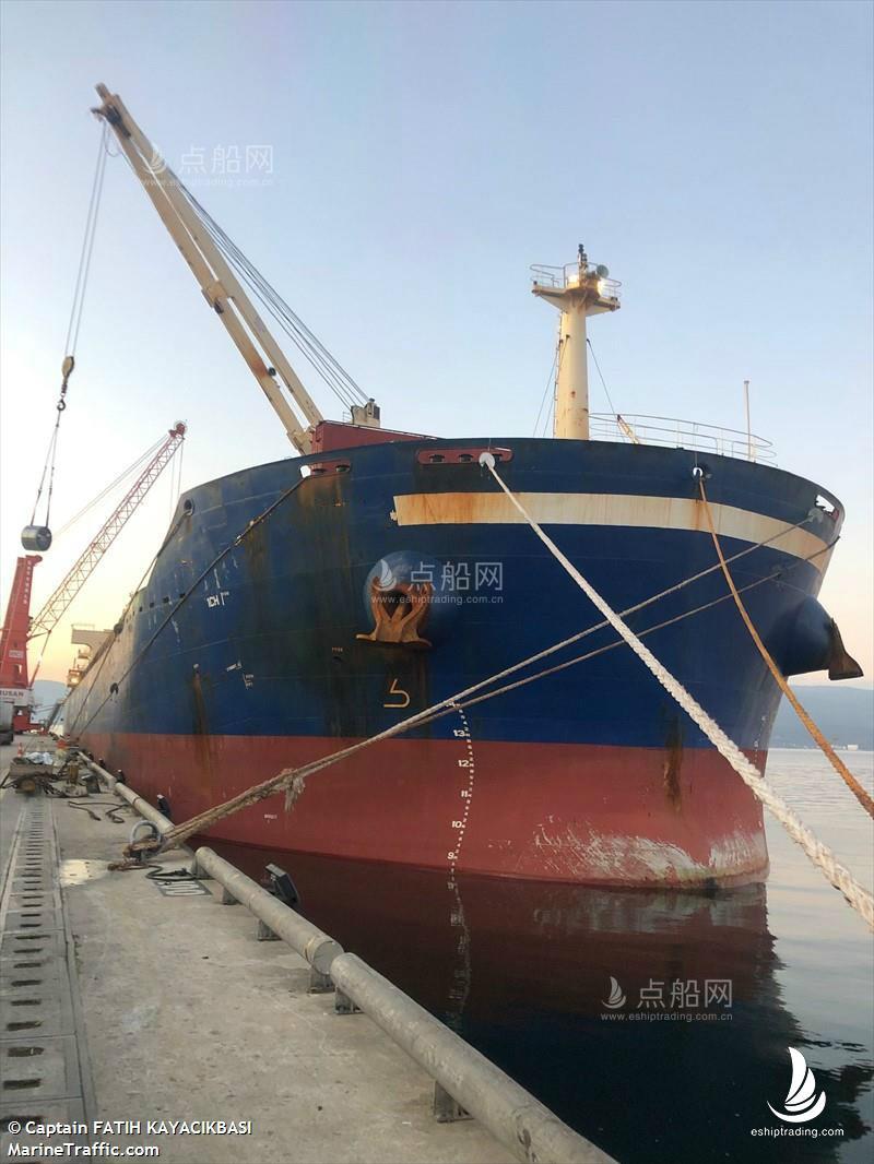 出售56708吨散货船