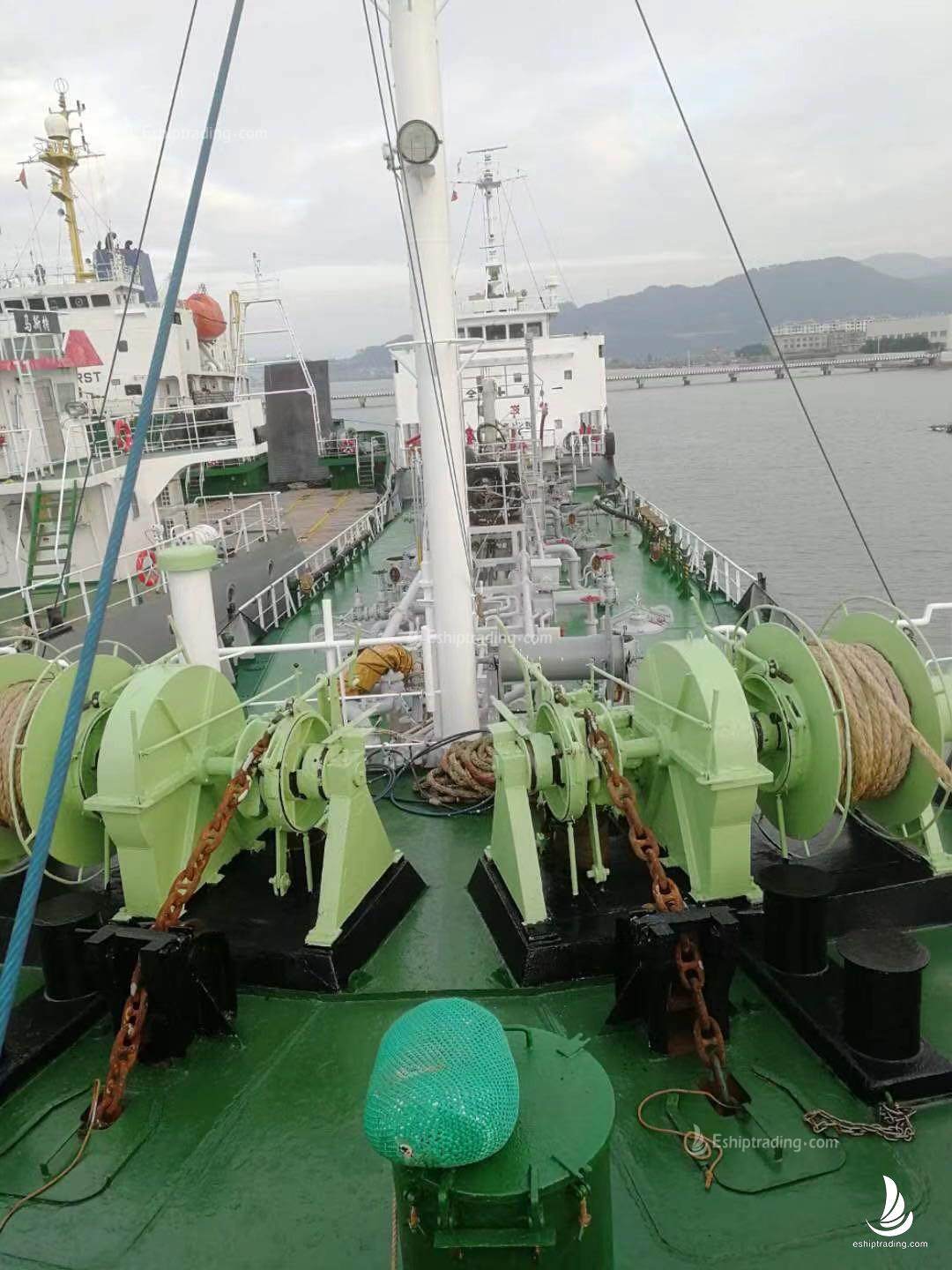 1200 T Product Oil Tanker For Sale