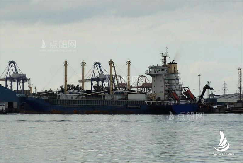 出售7378吨冷藏船