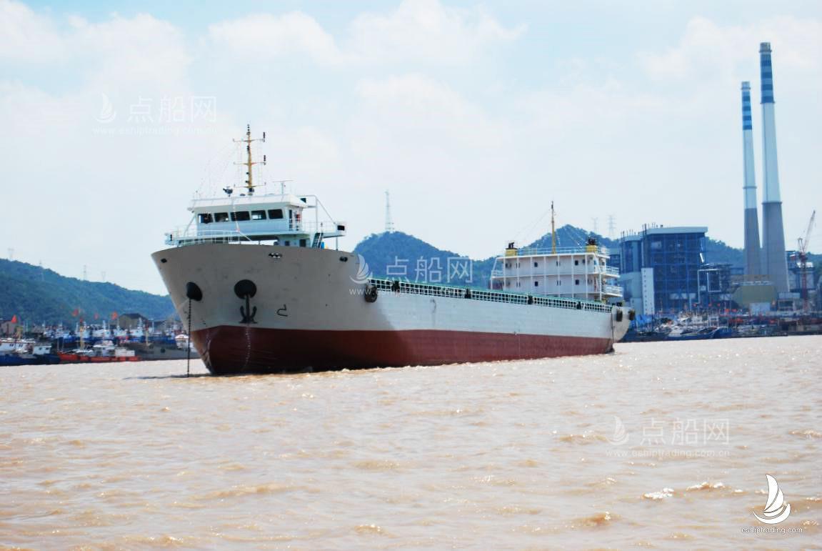 出售382箱集装箱船