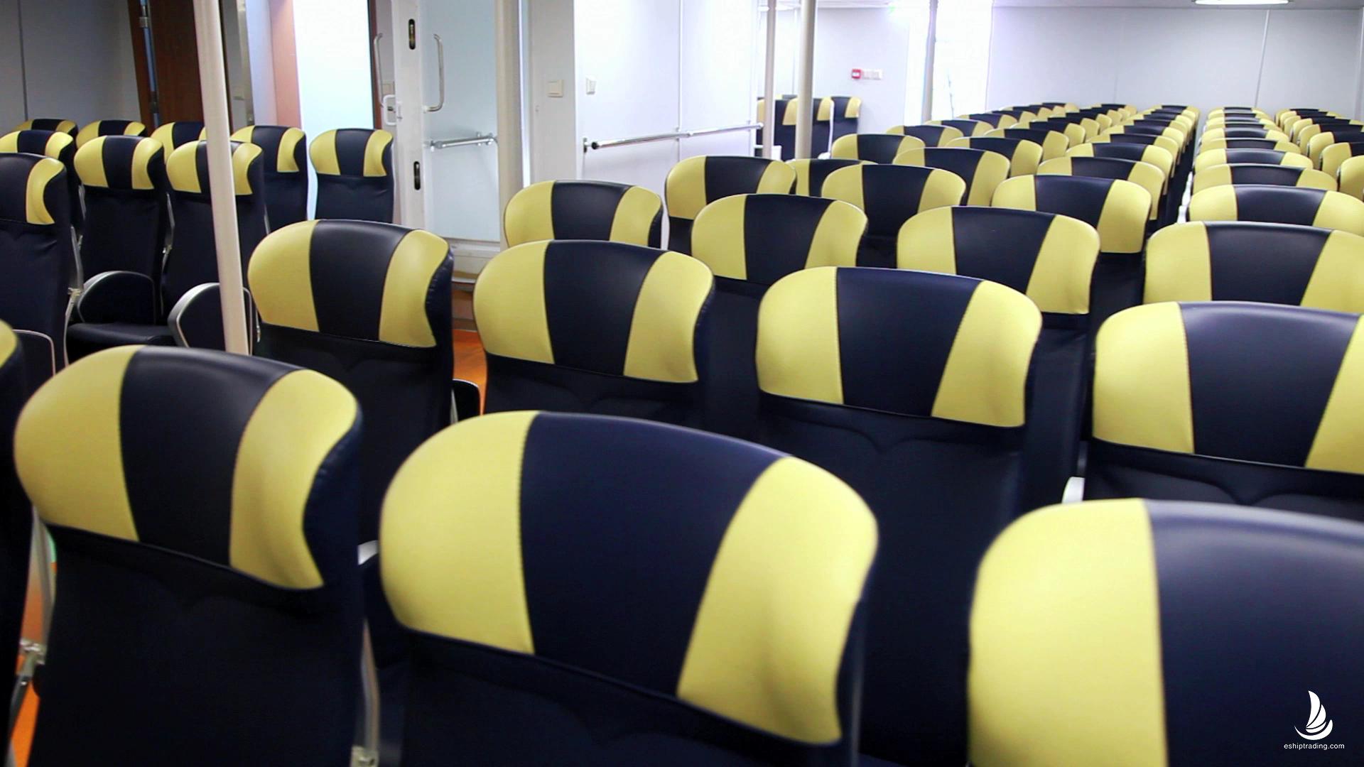 出售5400PS多用途供应船